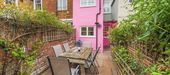 Beautiful cottage in the heart of Canterbury