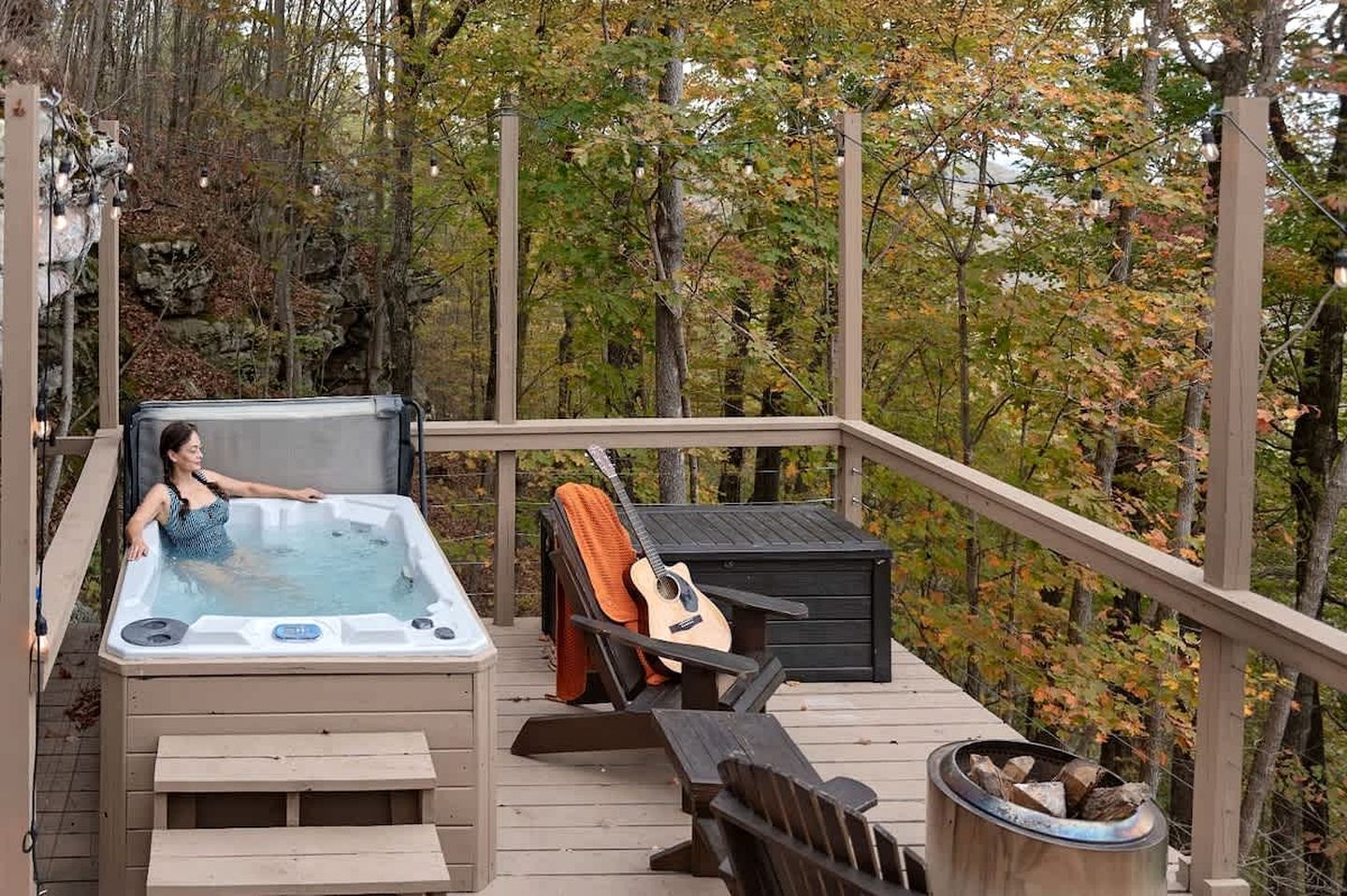 Outdoor spa tub