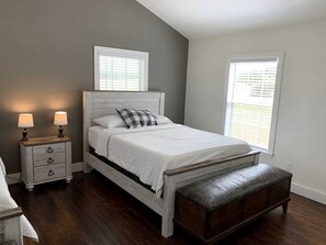 2 bedrooms, WiFi, bed sheets
