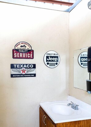 Towels, toilet paper