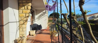 L'oustal*Family home, private garden