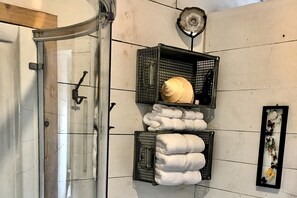 Towels, soap, shampoo - Eco-Friendly Converted Shipping Container Vacation Rental in Round Top, Southeast Texas (Round Top)