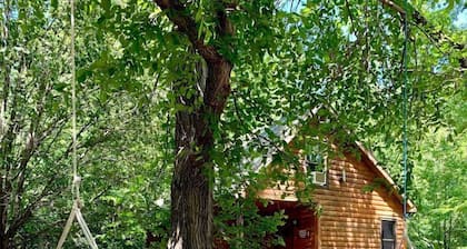 Cozy Cabin Rental on Sacred Land Ideal for Glamping in Kansas
