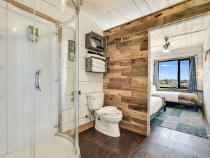 Towels, soap, shampoo