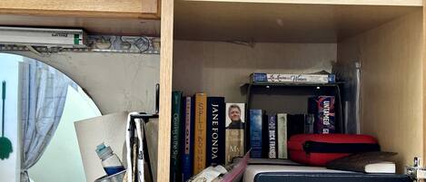 1 bedroom, desk, iron/ironing board, WiFi