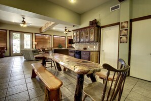 Interior - Luxury Rental with a Swimming Pool Perfect for Large Groups near Gruene, Texas (New Braunfels)