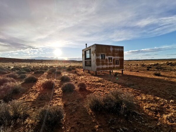 Miscellaneous - Modern Cubed Cabin Accommodation for a Getaway near the Grand Canyon, Arizona (Page)