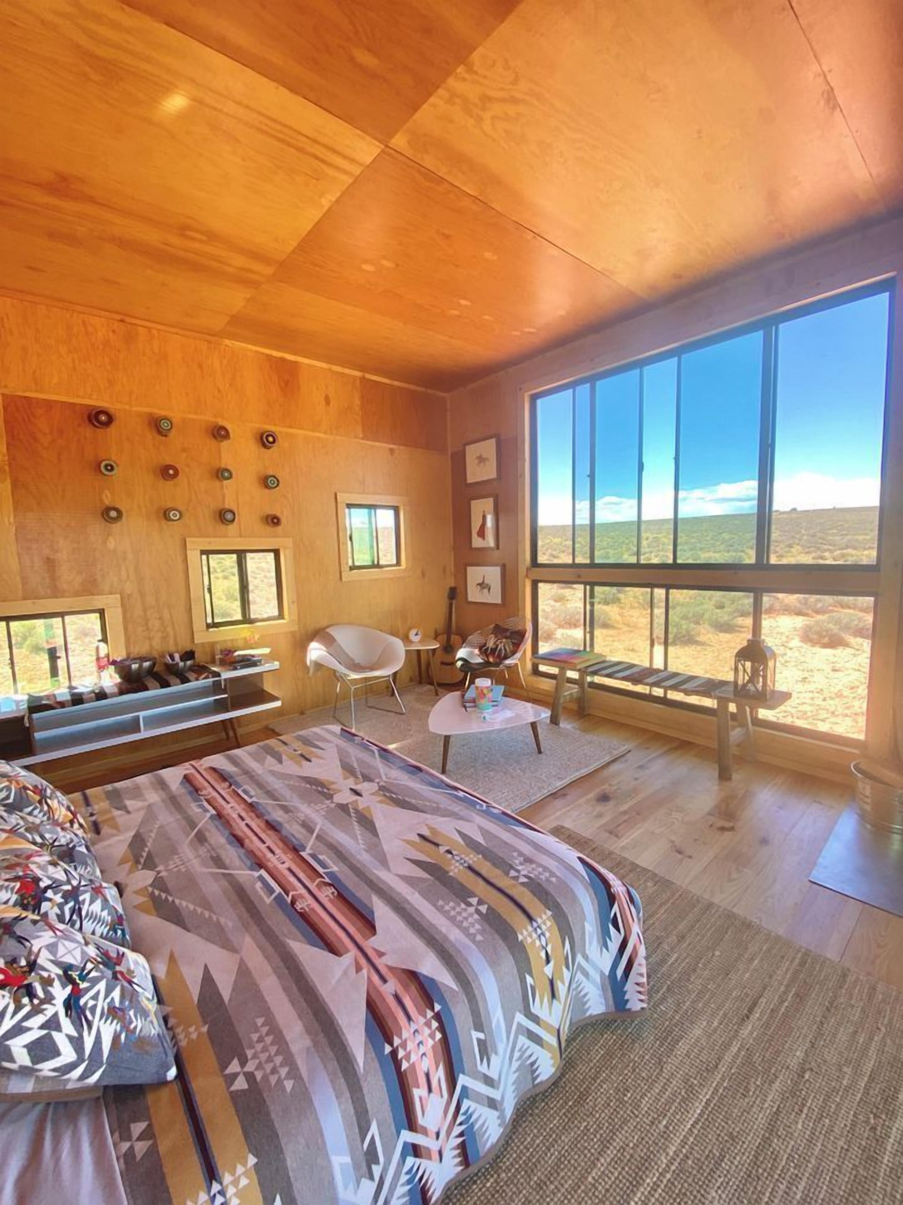 1 habitación y ropa de cama 