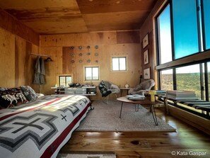 1 habitación y ropa de cama