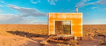 Modern Cubed Cabin Accommodation for a Getaway near the Grand Canyon, Arizona
