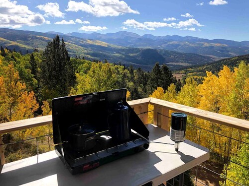Off-Grid yet Modern Tree House in the Sangre de Cristo Mountains, Colorado