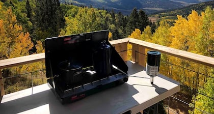 Off-Grid yet Modern Tree House in the Sangre de Cristo Mountains, Colorado