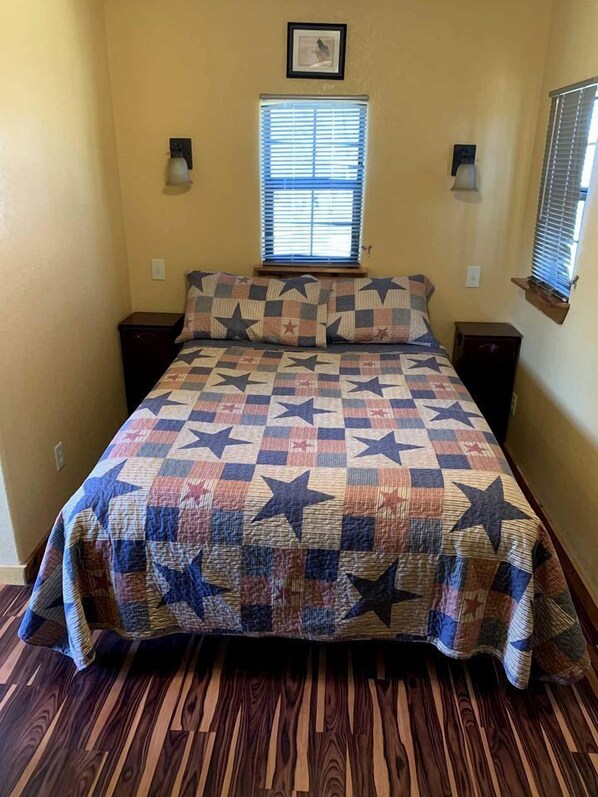 3 bedrooms, bed sheets