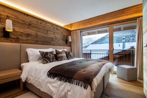 4 bedrooms, free WiFi, bed sheets