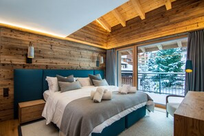 4 bedrooms, free WiFi, bed sheets