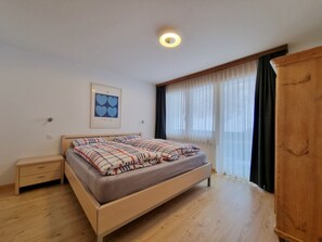 2 chambres, Wi-Fi gratuit, draps fournis