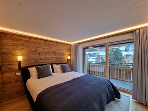 4 bedrooms, free WiFi, bed sheets