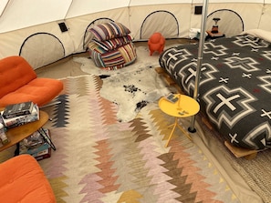 1 quarto, roupa de cama