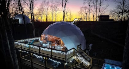 Lakefront Dome with Private Deck and Amazing Hiking Trails in Tennessee