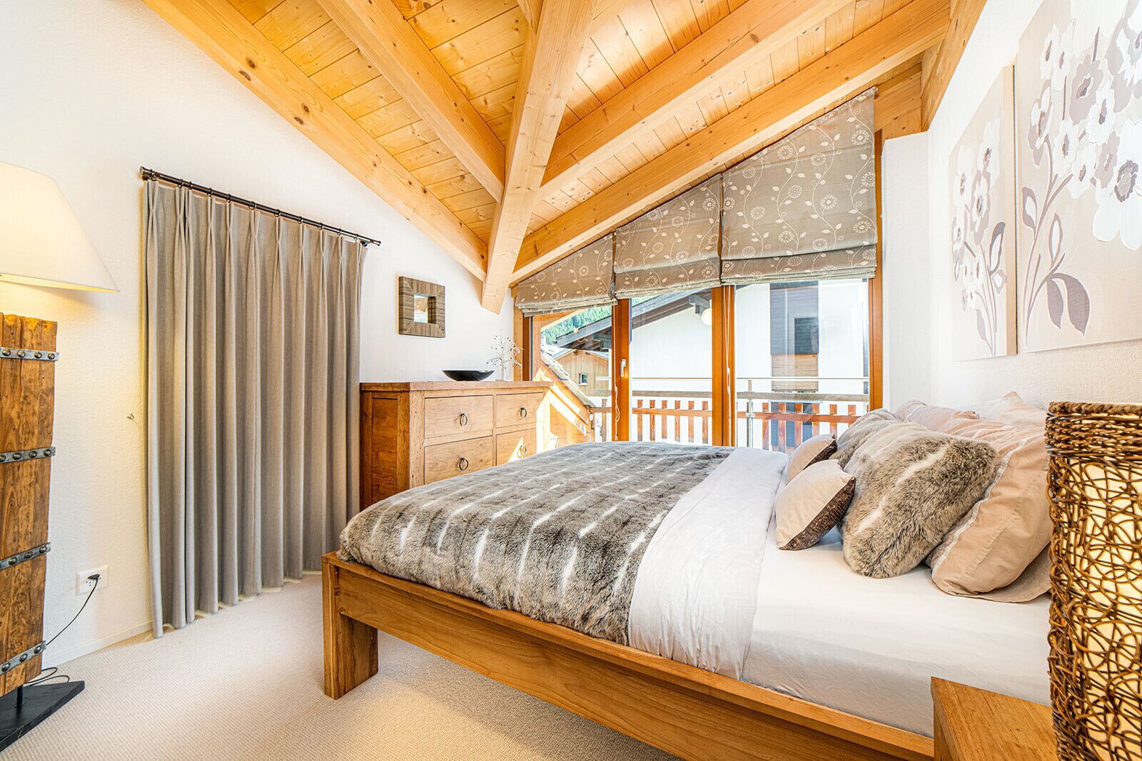 4 bedrooms, free WiFi, bed sheets