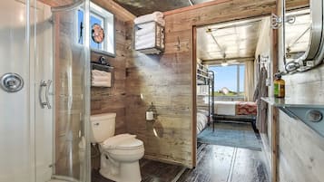 Towels, soap, shampoo
