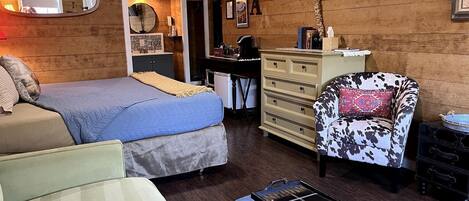 1 chambre, fer et planche à repasser, Wi-Fi, draps fournis