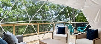 Fully-Equipped Lake Dome with Beautiful Interior and Exterior in Tennessee