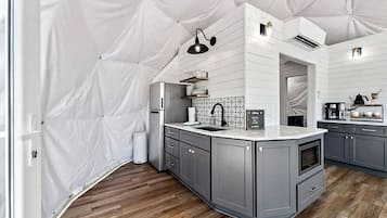 Fridge, coffee/tea maker, cookware/dishes/utensils