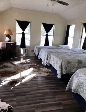 2 bedrooms, iron/ironing board, travel crib, WiFi - Spacious Cottage Rental for Group Getaway on Ranch near Dallas, Texas (Weatherford)