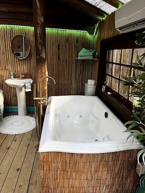 Bathroom - Unique Bamboo Tree House for an Unforgettable Couples Getaway by Lake Conroe, Texas (Willis)