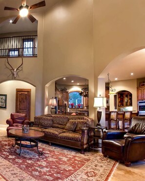 TV, fireplace, DVD player