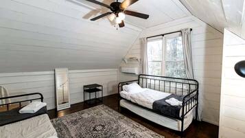 3 bedrooms, WiFi, bed sheets
