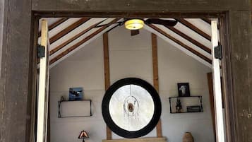 1 habitación y ropa de cama