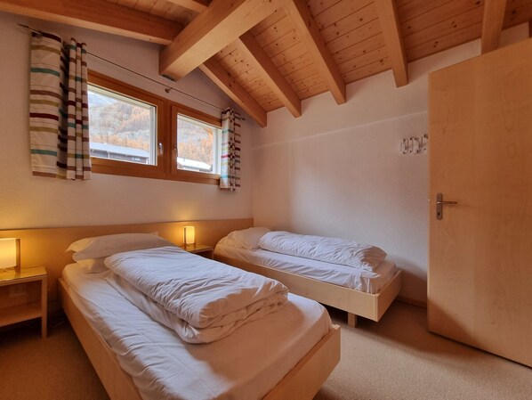 3 habitaciones, wifi gratis y ropa de cama