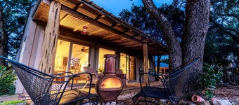 Pet-Friendly Cabin Rental with Creekside Views near Bandera, Texas
