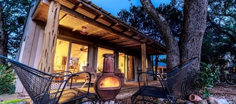 Pet-Friendly Cabin Rental with Creekside Views near Bandera, Texas