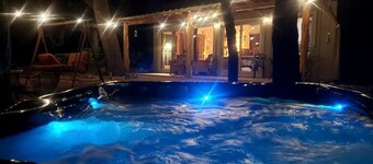 Pet-Friendly Cabin Rental with Creekside Views near Bandera, Texas