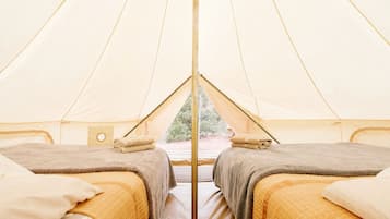 1 多间卧室、床单、轮椅无障碍