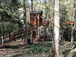 Miscellaneous - Magical Tree House Rental in the Woods near Syracuse for Glamping in New York State (Lafayette)