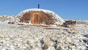 Exterior - Traditional Navajo Hut Rental for a Secluded Vacation near Page, Arizona (Page)