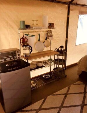 Interior - Luxurious Tent for a Romantic Getaway in Mountain View Village, Hawaii (Volcano)