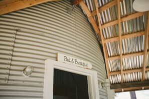 Exterior detail - Converted Grain Silo for Unique Glamping Accommodation in Alvin, Illinois (Alvin)