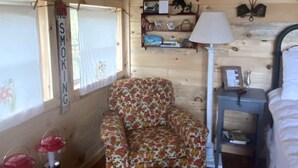 1 bedroom - Amazing Tiny House Rental for Unique Romantic Getaways in Tennessee (Grandview)