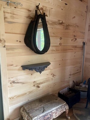 Interior - Amazing Tiny House Rental for Unique Romantic Getaways in Tennessee (Grandview)