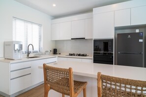 Villa, Patio, Sea View | Private kitchen