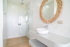 Villa, Patio, Sea View | Bathroom | Hair dryer, towels, toilet paper