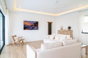 別墅, 庭院, 海景 | 起居區 | 電視