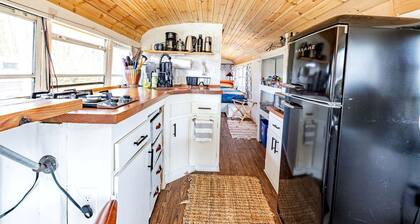 Eccentric Converted Bus, Perfect for a Tennessee Vacation