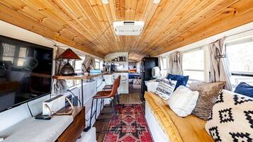 1 chambre, bureau, Wi-Fi, draps fournis