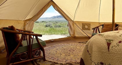 Gorgeous Bell Tent Retreat in Hot Spings, Montana
